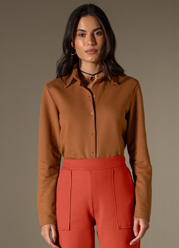 Use Modo - Camisa Reta Marrom 1