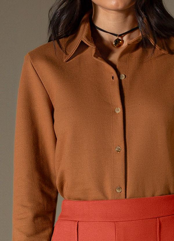 Use Modo - Camisa Reta Marrom 3