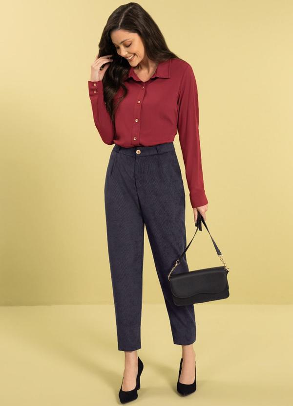 Cativa - Camisa Social Feminina de Manga Longa Vermelho 2