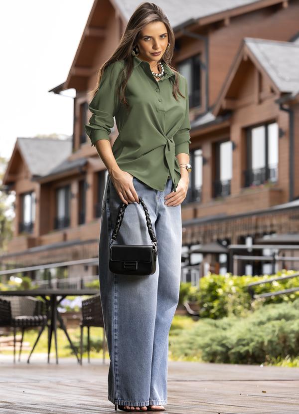 Quintess - Camisa Verde em Tecido Plano Maquinetado 4