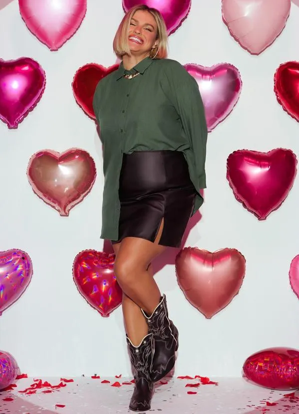 Quintess - Camisa Verde Oversized Alongada em Crepe Plano 6