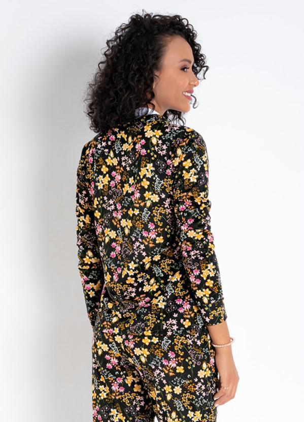 Outlet - Camisete Floral Preto com Botões Funcionais 2