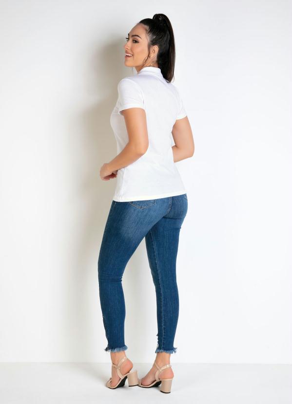 Basicamente - Camisa Polo Feminina Branca com Mangas Curtas 4