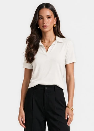 Dianna - Polo Feminina em Tecido Viscose Creponada Bege - DIANNA