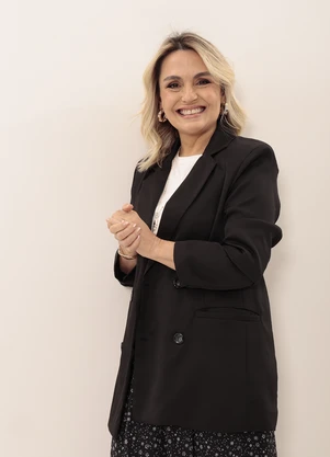 Quintess - Blazer Perfeito Preto em Crepe Plano de Alfaiataria - QUINTESS