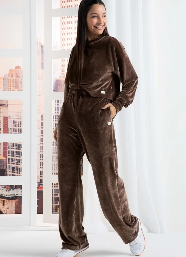 Marialícia - Blusão Feminino Comfy Plush Marrom 2