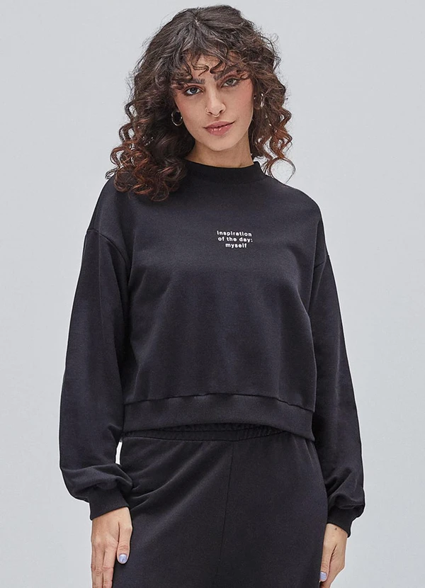 Authoria - Casaco Black de Moletom Preto