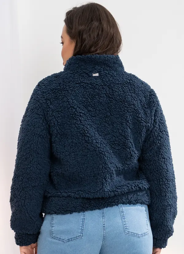 Queima Estoque - Casaco Cropped Teddy Marinho 7