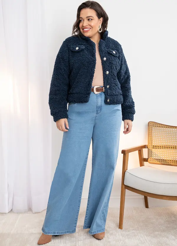 Queima Estoque - Casaco Cropped Teddy Marinho 8