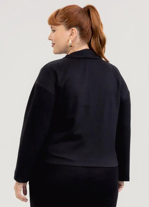 Cativa - Casaco Plus Size em Tecido Texturizado Preto - CATIVA