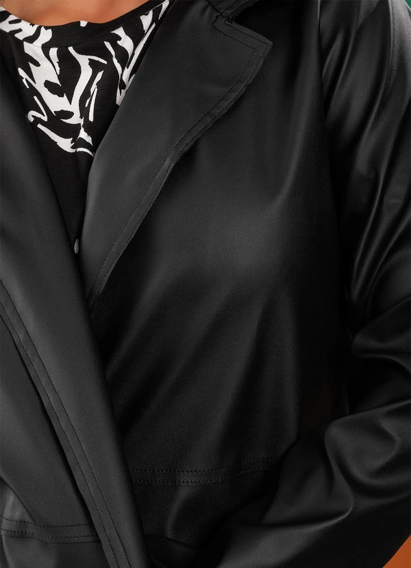 Quintess - Casaco Preto em Material Sintético