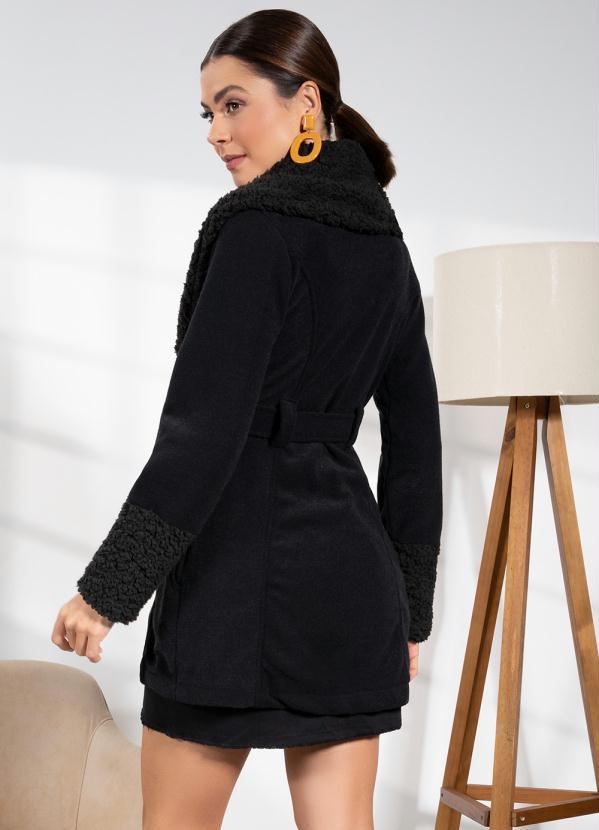 Quintess - Casaco Preto em Plush com Detalhes em Carneiro 10