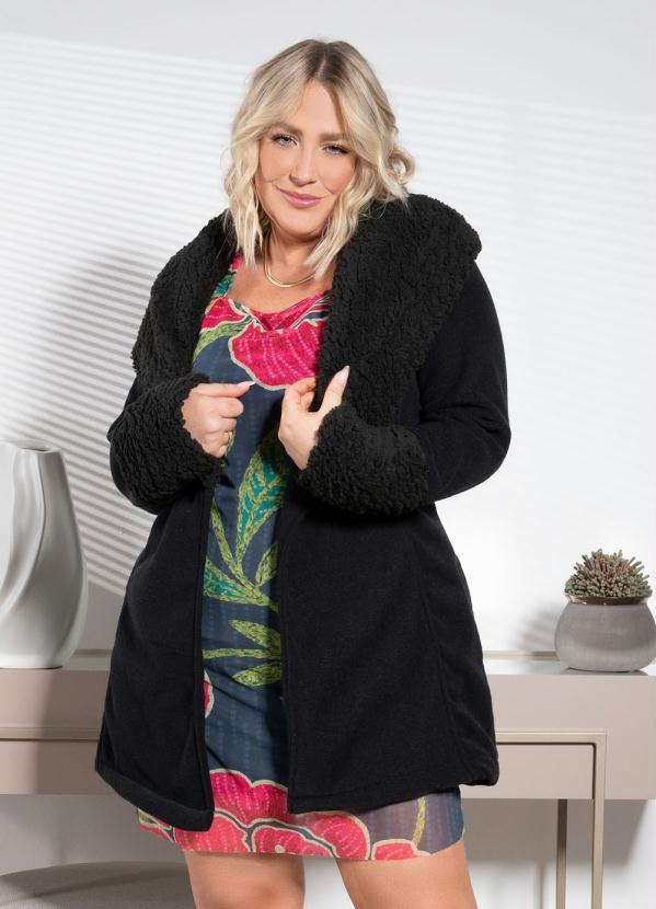 Quintess - Casaco Preto em Plush com Detalhes em Carneiro 4
