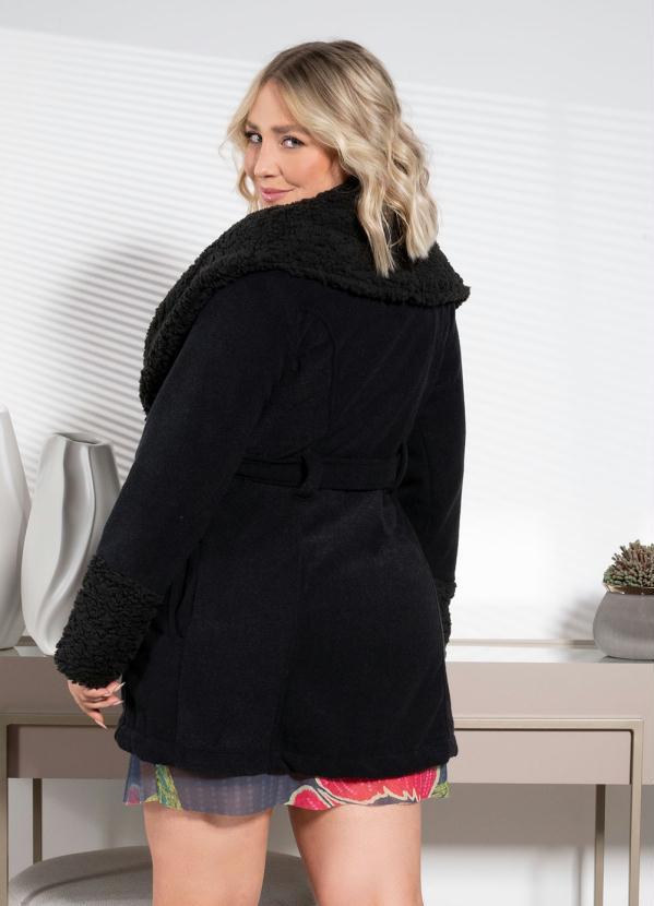 Quintess - Casaco Preto em Plush com Detalhes em Carneiro 3