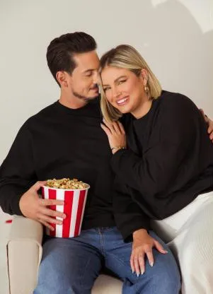 Quintess - Casaco Preto Oversized Genderless em Moleton - QUINTESS