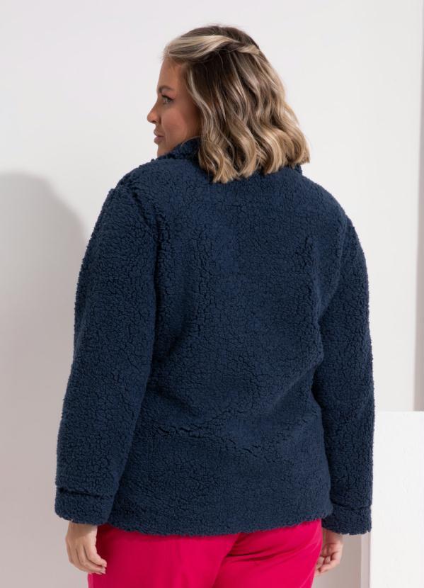 Queima Estoque - Casaco Teddy Marinho Alongado com Bolsos 8