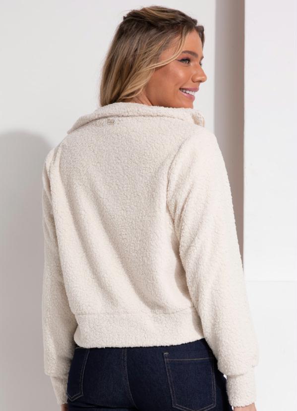 Outlet - Casaco Teddy Off White com Fechamento em Zíper 2