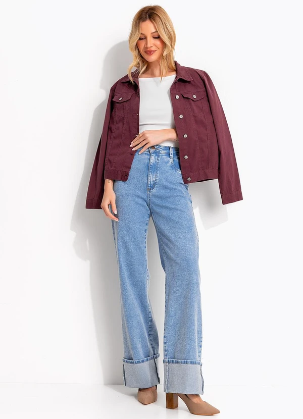 Quintess - Jaqueta Jeans Vinho com Modelagem Ajustada e Bolsos Frontais 4