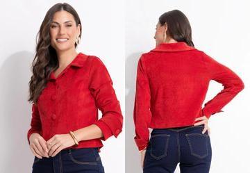 Casaqueto Curto em Tecido Cotel� Vermelho com Bot�es e Martingale