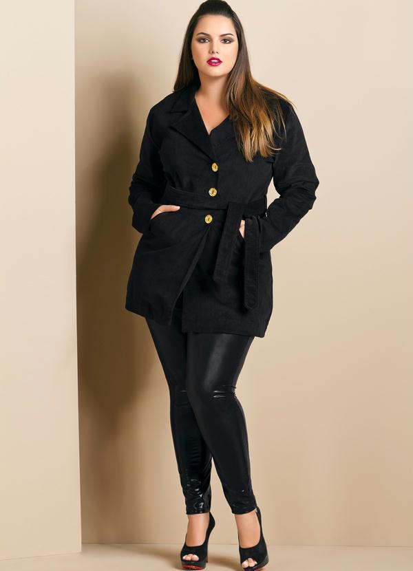 Quintess - Sobretudo Plus Size em Veludo Cotelê Preto 3