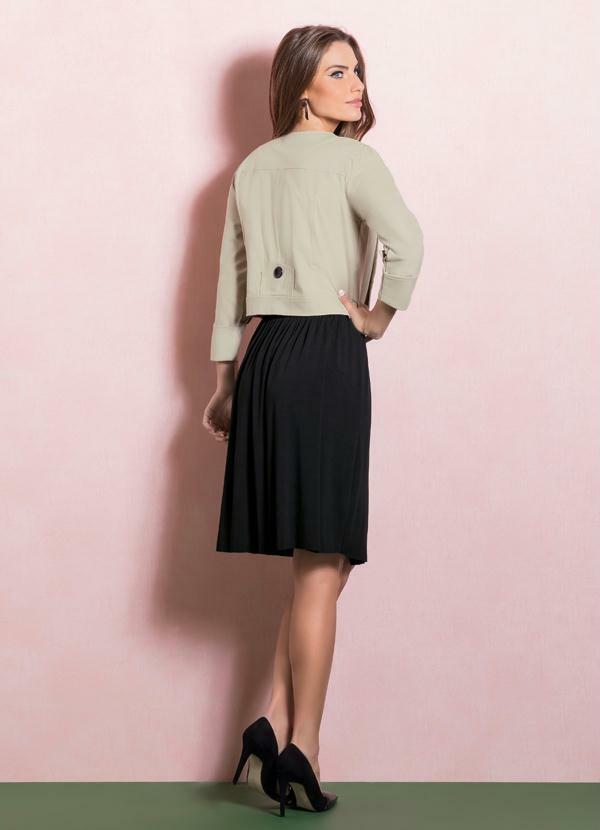 Quintess - Casaquinho Bege Mangas 3/4 11