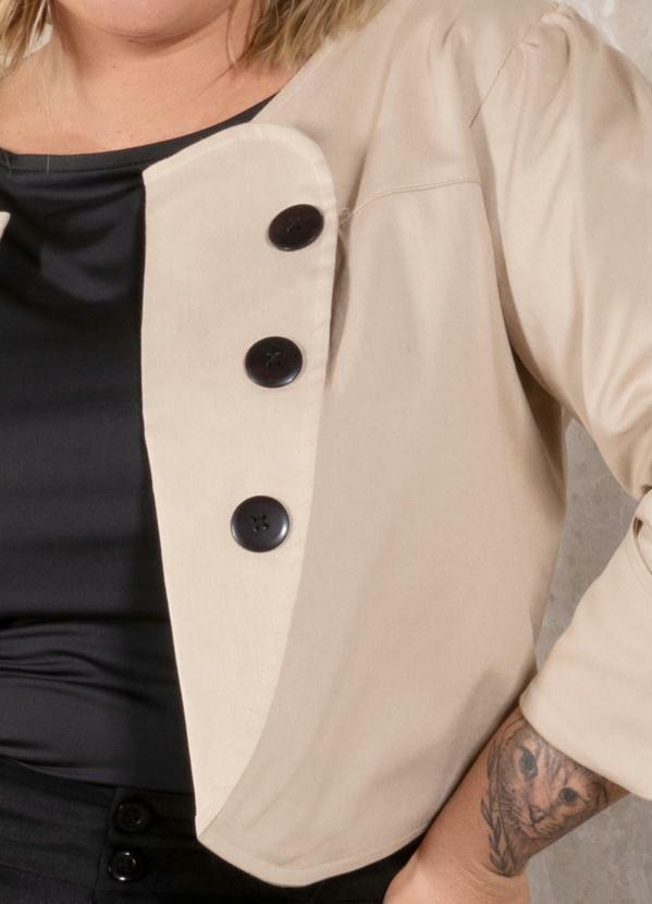 Quintess - Casaquinho Bege Mangas 3/4 17