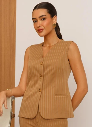 Principessa - Colete Alfaiataria Intermediário em Viscose Listrada Camel Tina - PRINCIPESSA