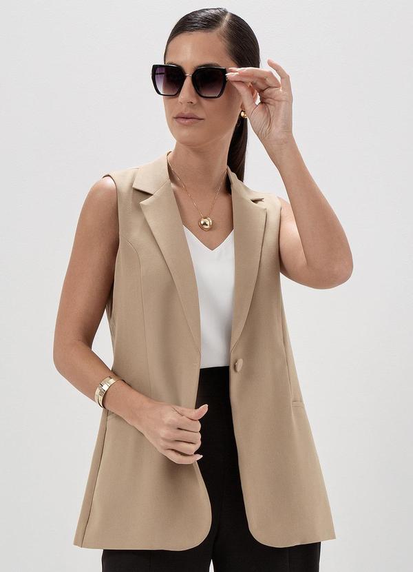 Principessa - Colete Alongado com Botão Forrado Camel Gardênia