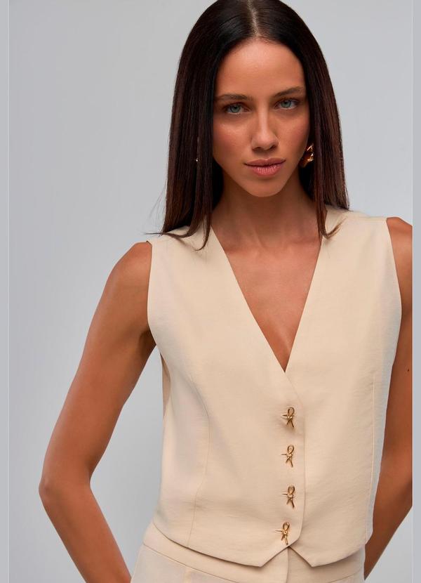 Carlota Costa - Colete Basico Bege 5