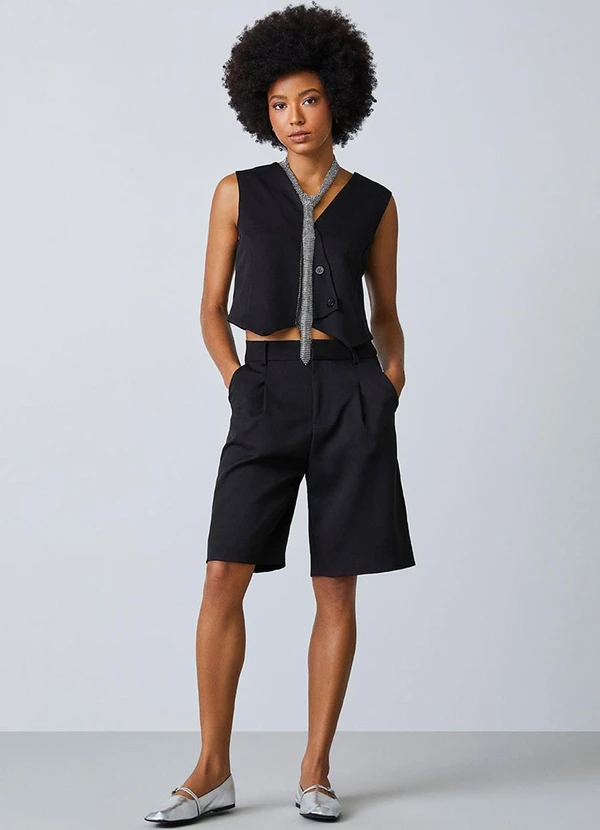 Authoria - Colete de Alfaiataria Visual Assimétrico Preto 3