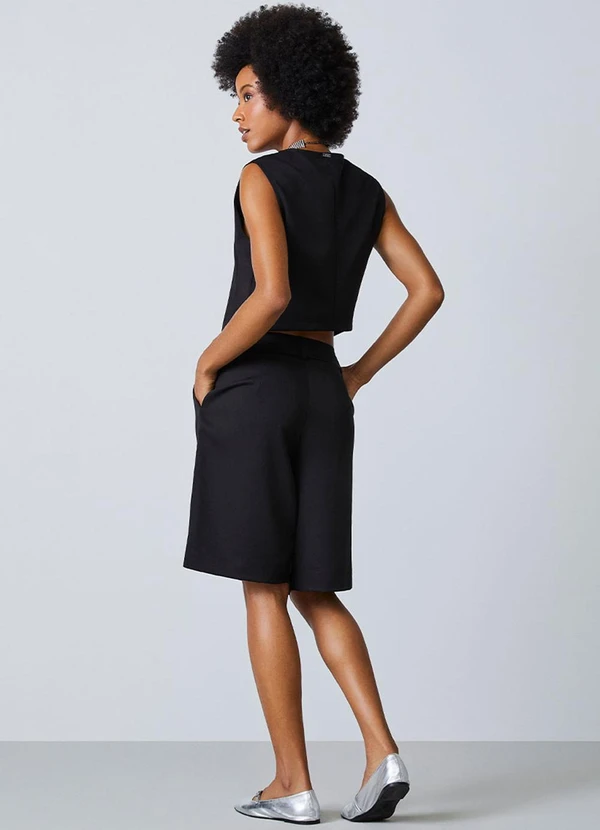 Authoria - Colete de Alfaiataria Visual Assimétrico Preto 4