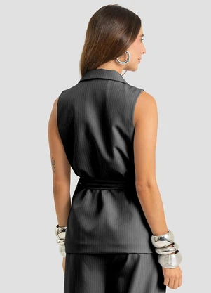 Dianna - Colete Feminino Alfaiataria Risca de Giz Preto - DIANNA