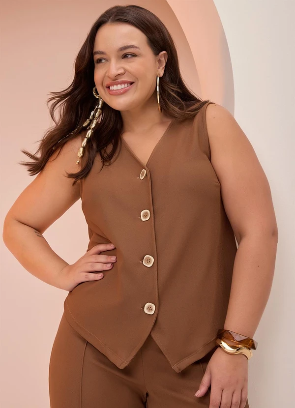 Lunender Mais Mulher - Colete Plus Size com Botões e Decote em V Marrom 5