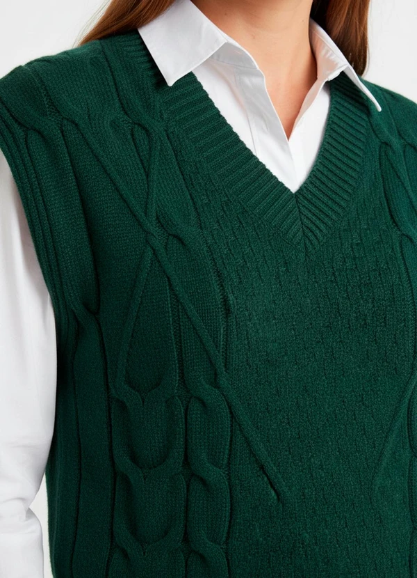 Quintess - Colete Verde Escuro em Tricot 3