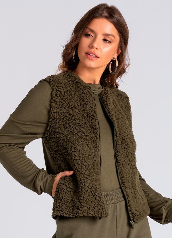 Briard - Colete Verde