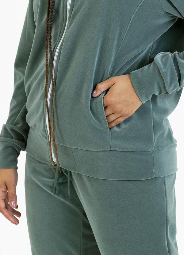 Soft Bonni - Conjunto Adulto em Plush Verde 2