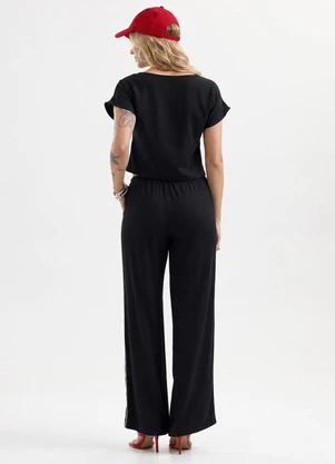 Cativa - Conjunto Blusa e Calça Pantalona em Viscose Preto - CATIVA