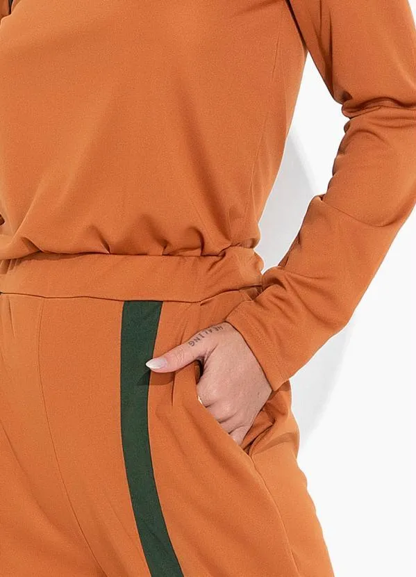 Moda Pop - Conjunto Caramelo e Verde com Recortes e Capuz 3