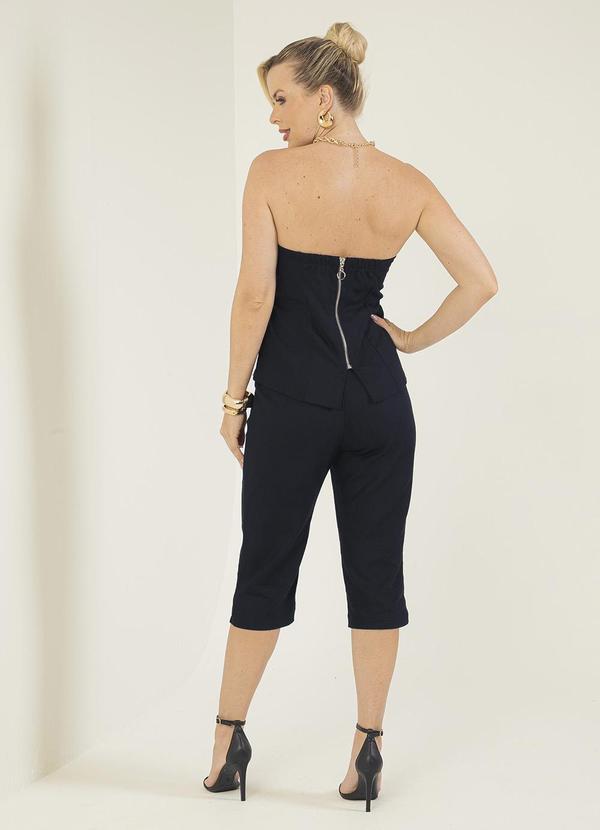 Gris - Conjunto em Tecido em Linho Preto 2