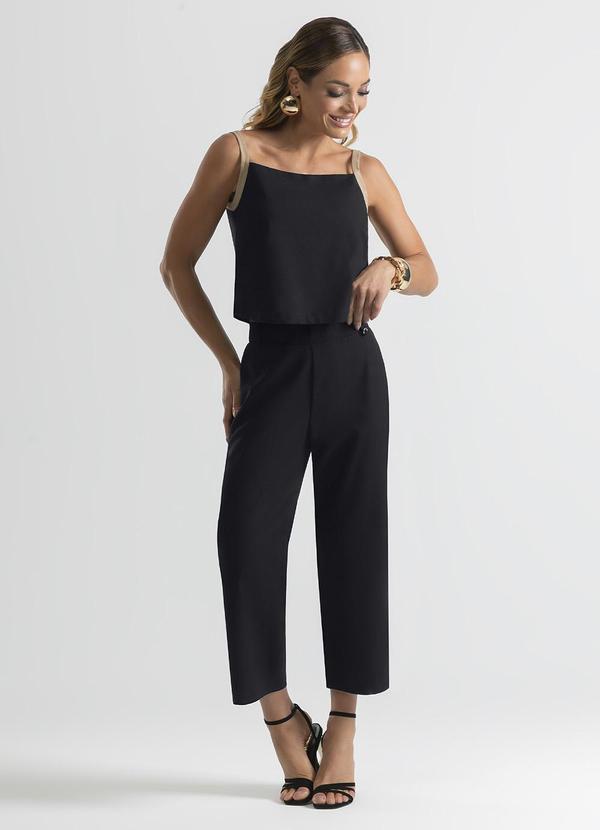 Cativa - Conjunto em Tecido Plano Preto