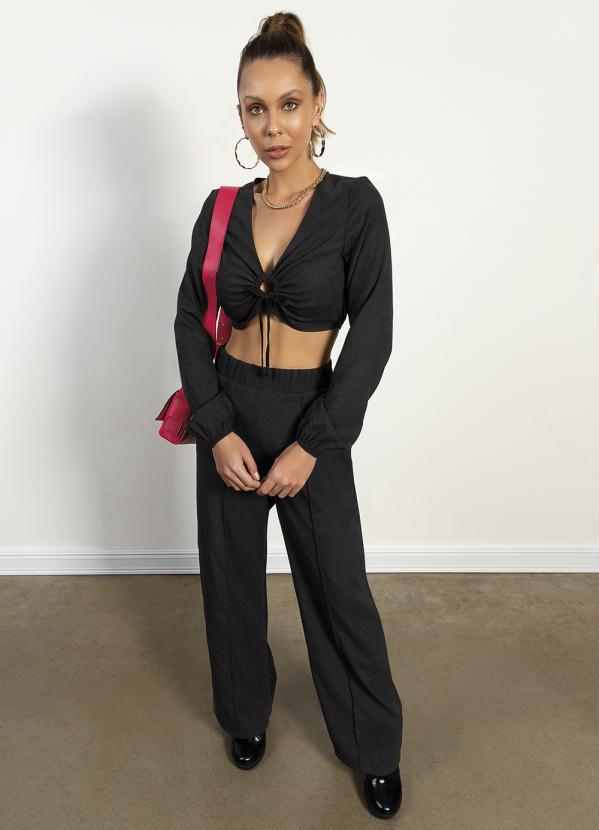 Cativa - Conjunto Feminino Adulto em Tecido Preto