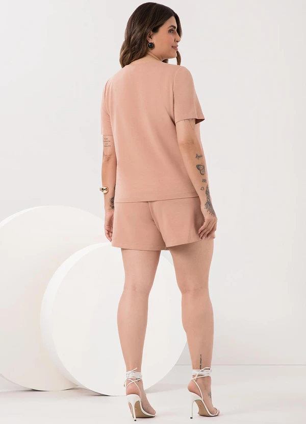 Lunender Mais Mulher - Conjunto Plus Size com Shorts e Blusa D Bege 4