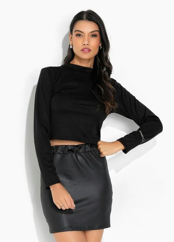 Moda Pop - Conjunto Preta com Gola e Cintura Alta
