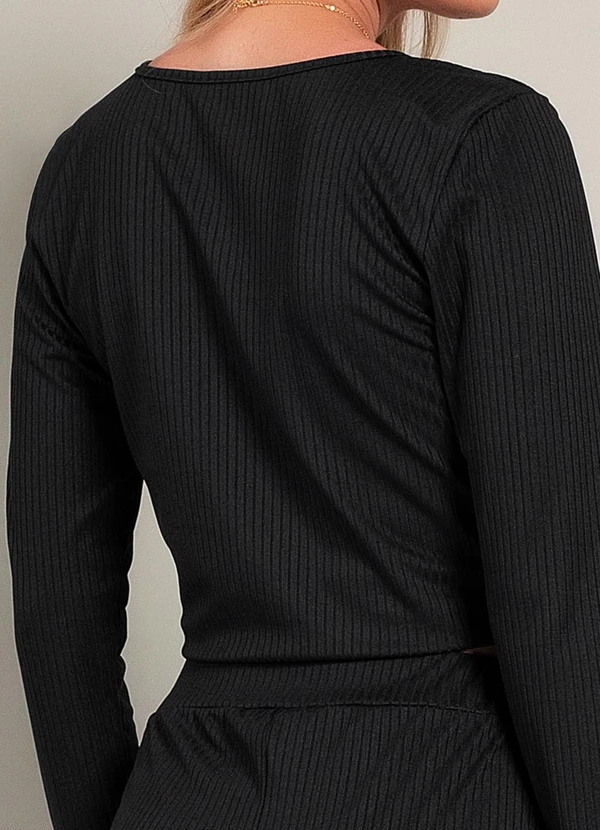 Moda Pop - Conjunto Preto em Canelado 4
