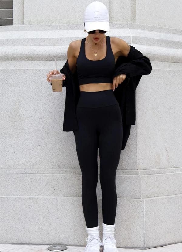 Hiatto Confecção - Conjunto Sport Legging+Top Preto 1
