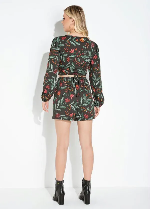 Moda Pop - Conjuto Floral Preto com Short e Casaquinho 5