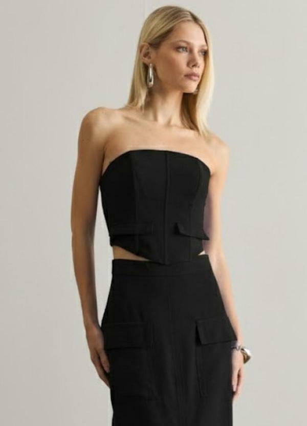 Carlota Costa - Coordenado Top e Saia Preto 2