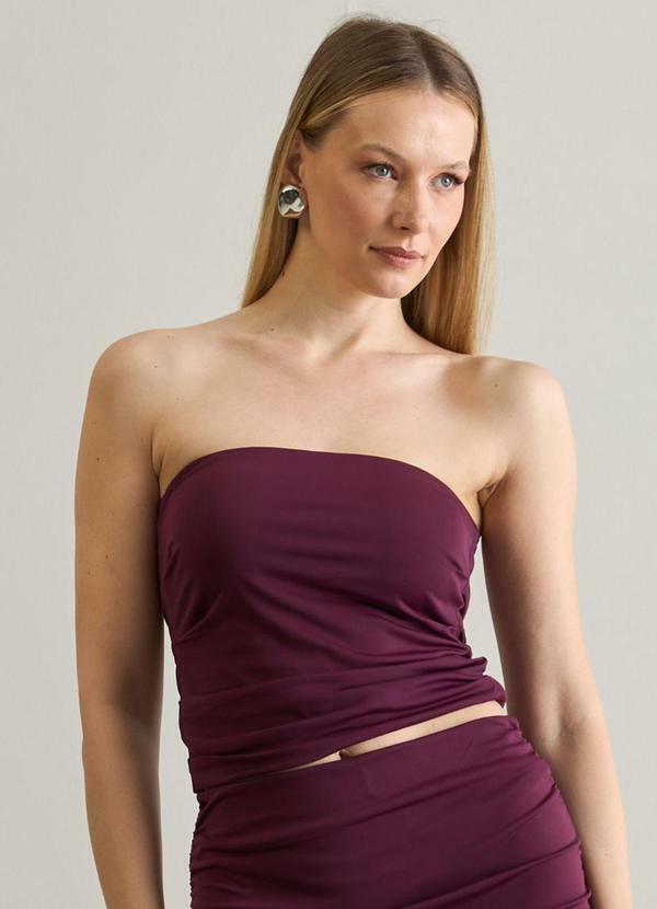 Carlota Costa - Coordenado Top e Saia Roxo 2