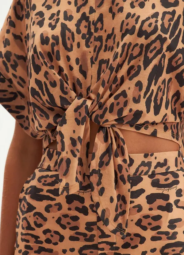 Lança Perfume - Blusa com Amarração Cropped 2