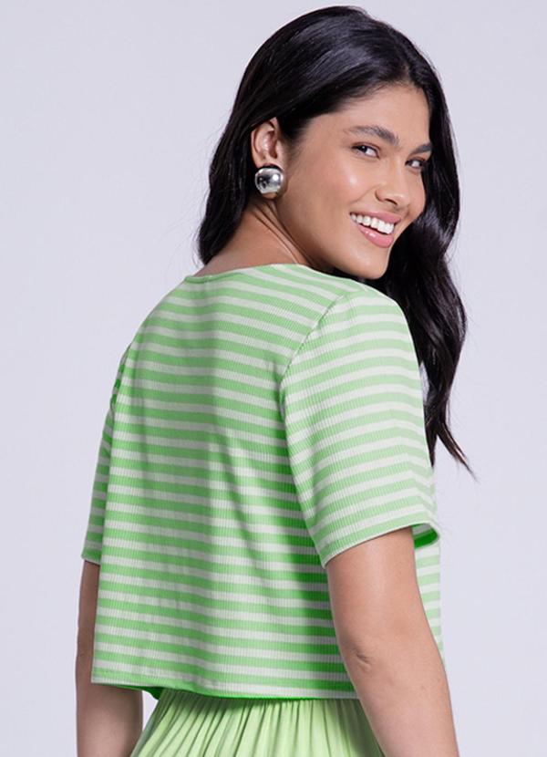 Lunender - Blusa Cropped Ampla Canelada Listrada Verde 2
